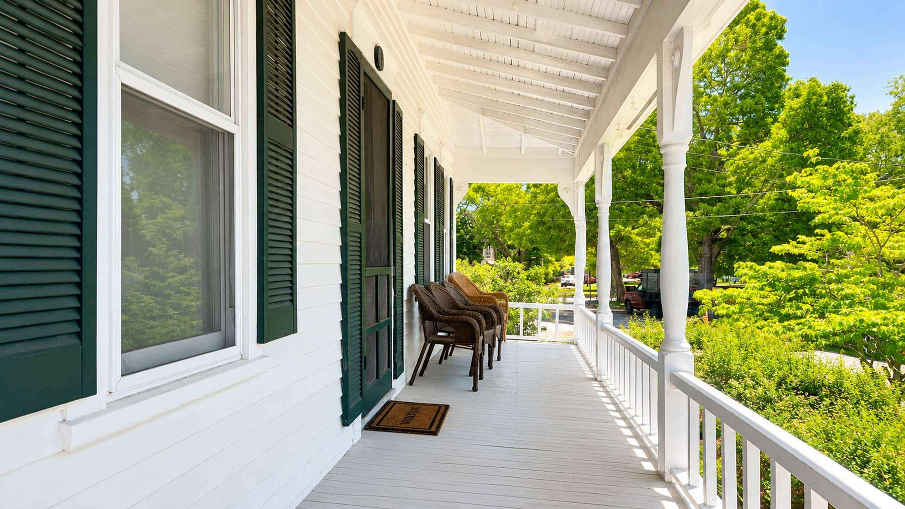 Front deck