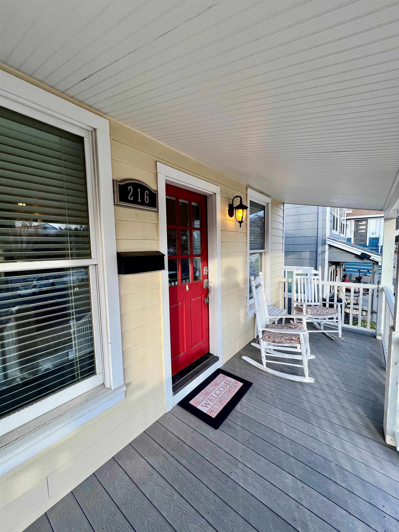 Relax on the deck and watch the world go by on the Courthouse square!