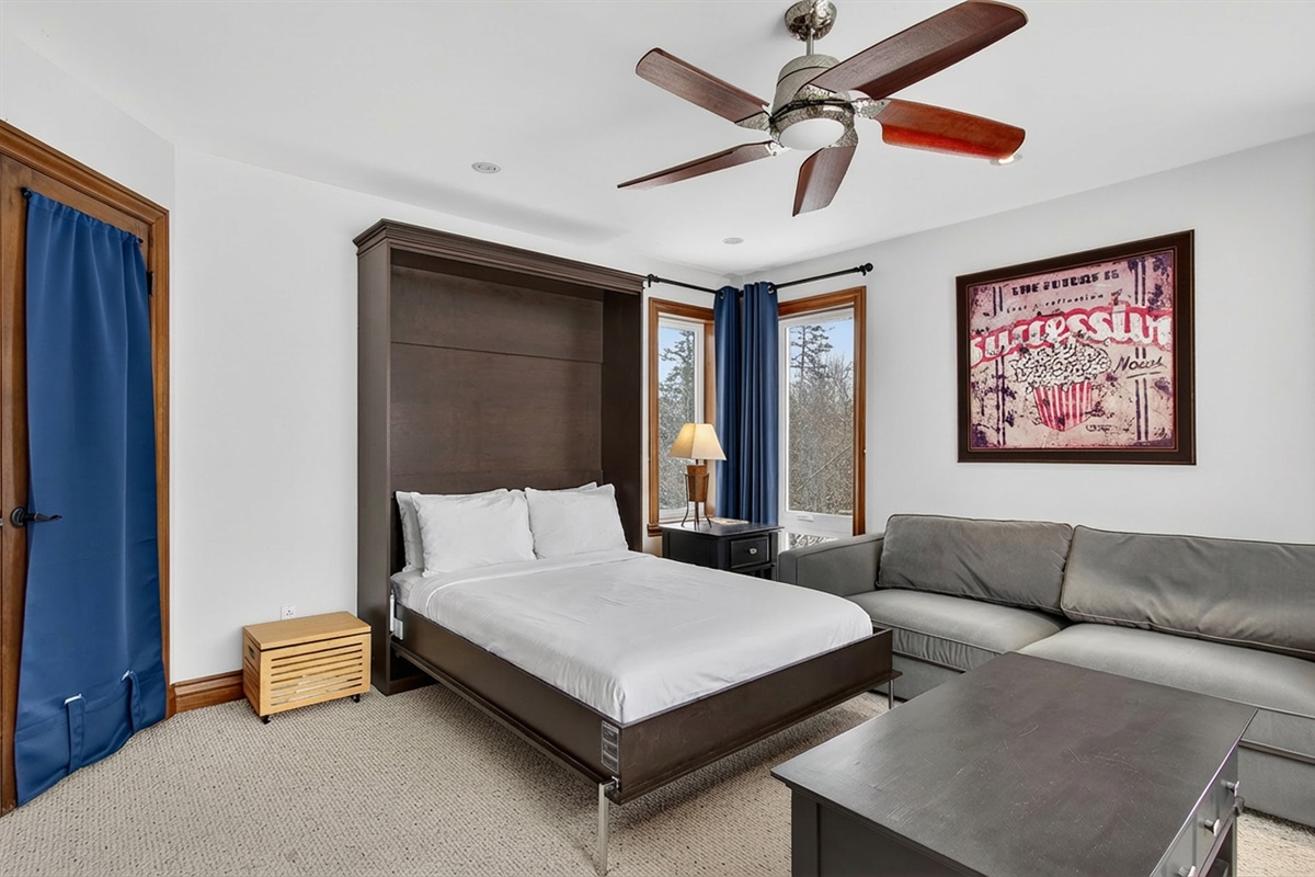 Comfortable double wall bed