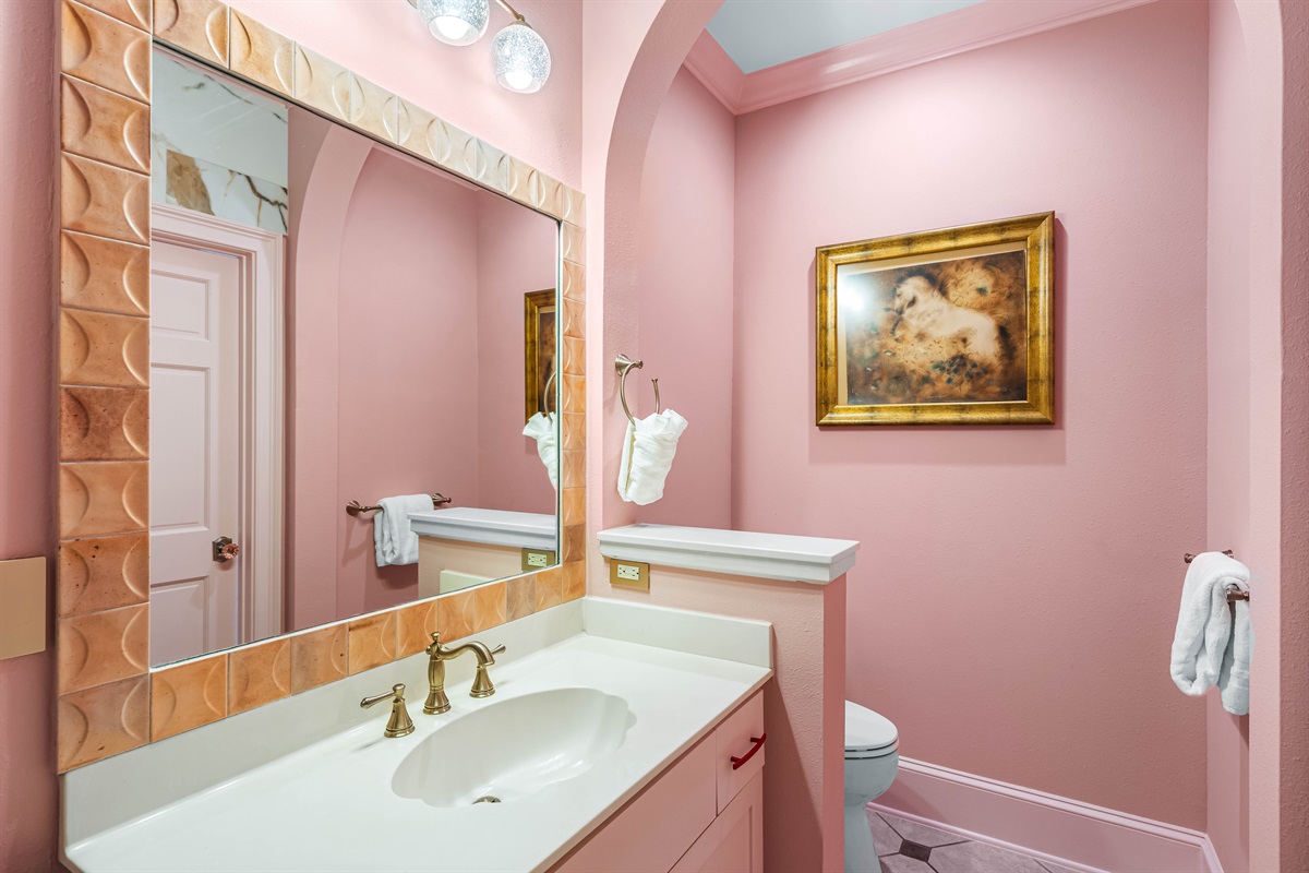 First Floor Bath | Attached to King Suite & Hallway