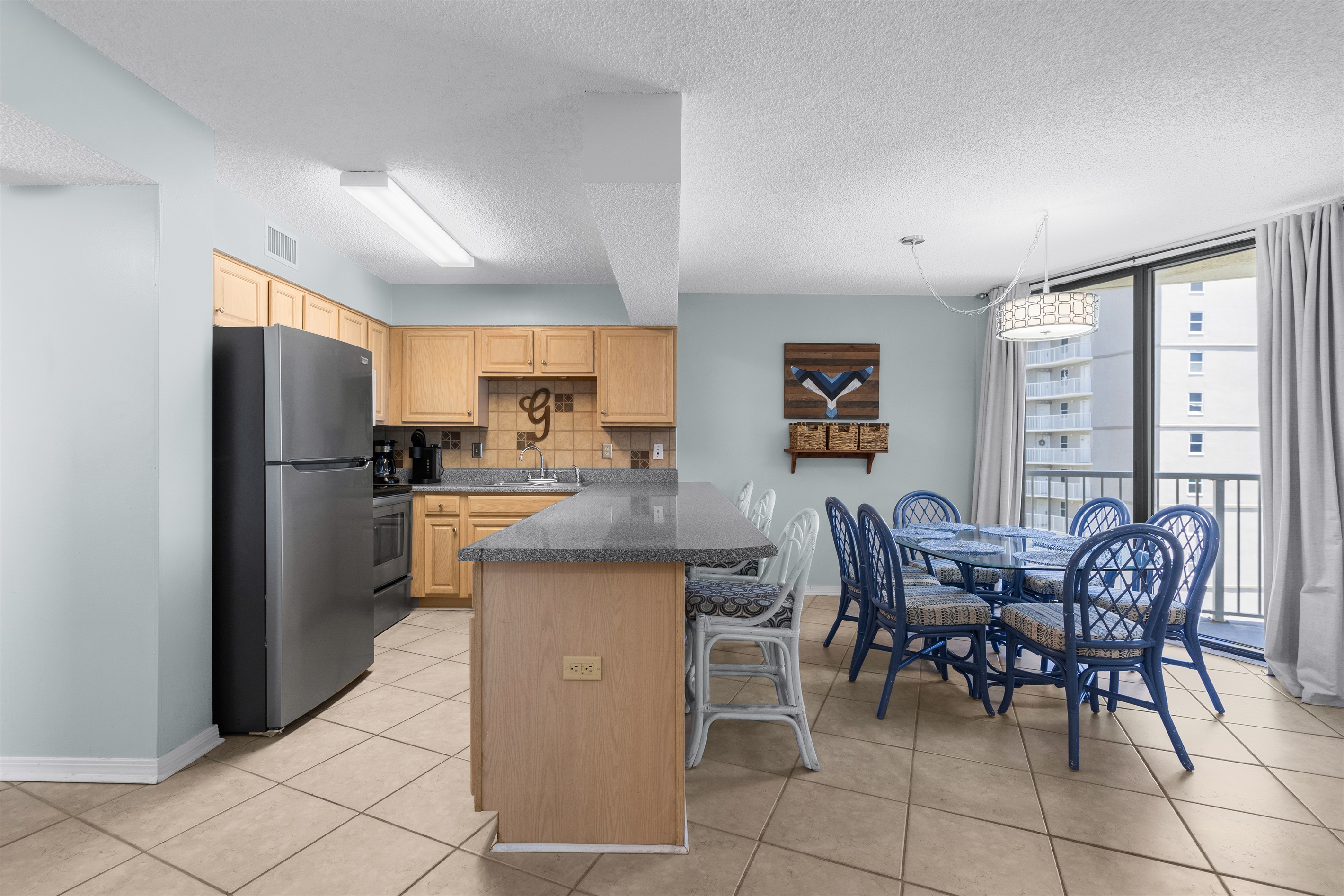 Kitchen/Dining