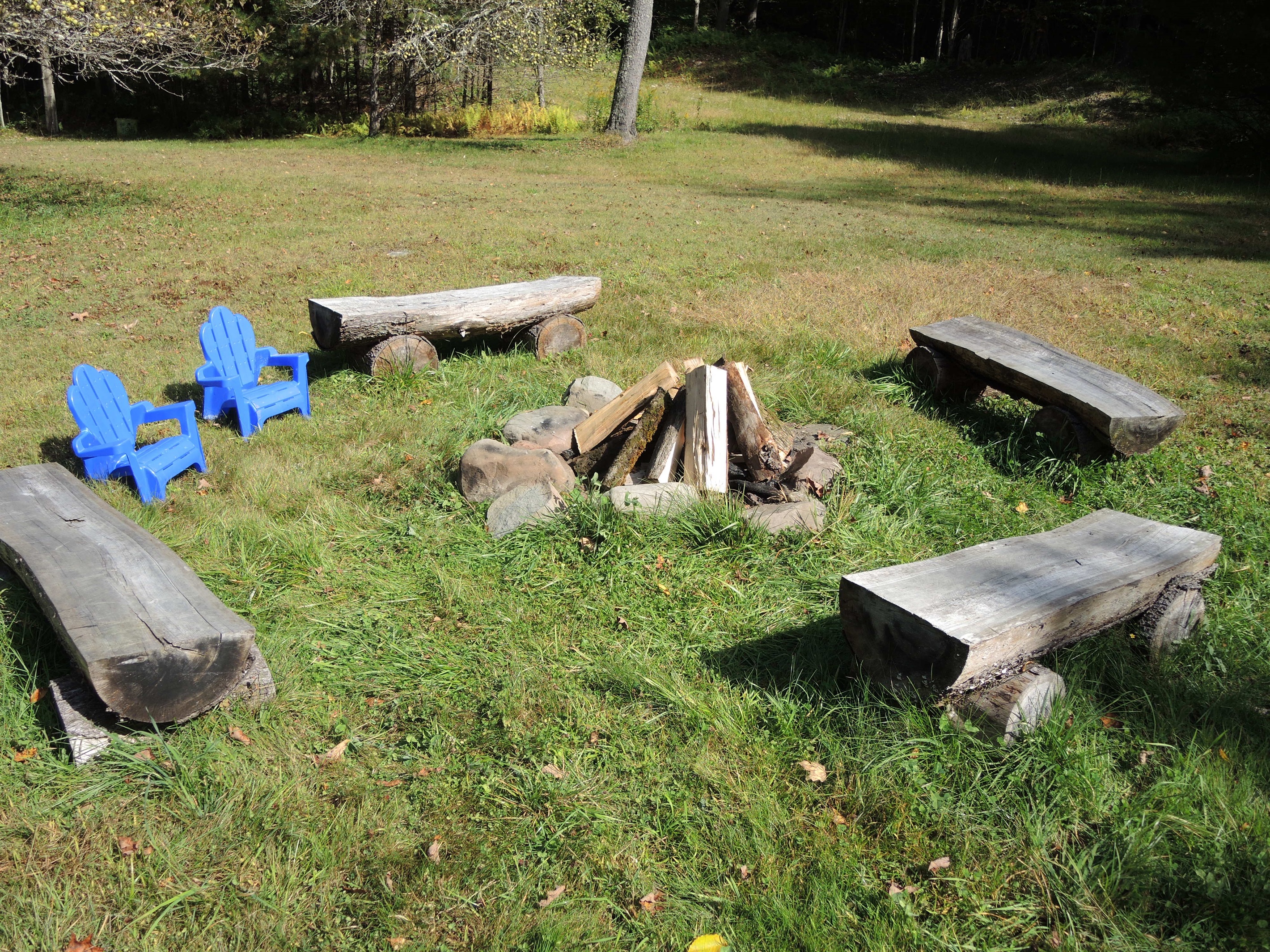 Knotty Pine - Firepit