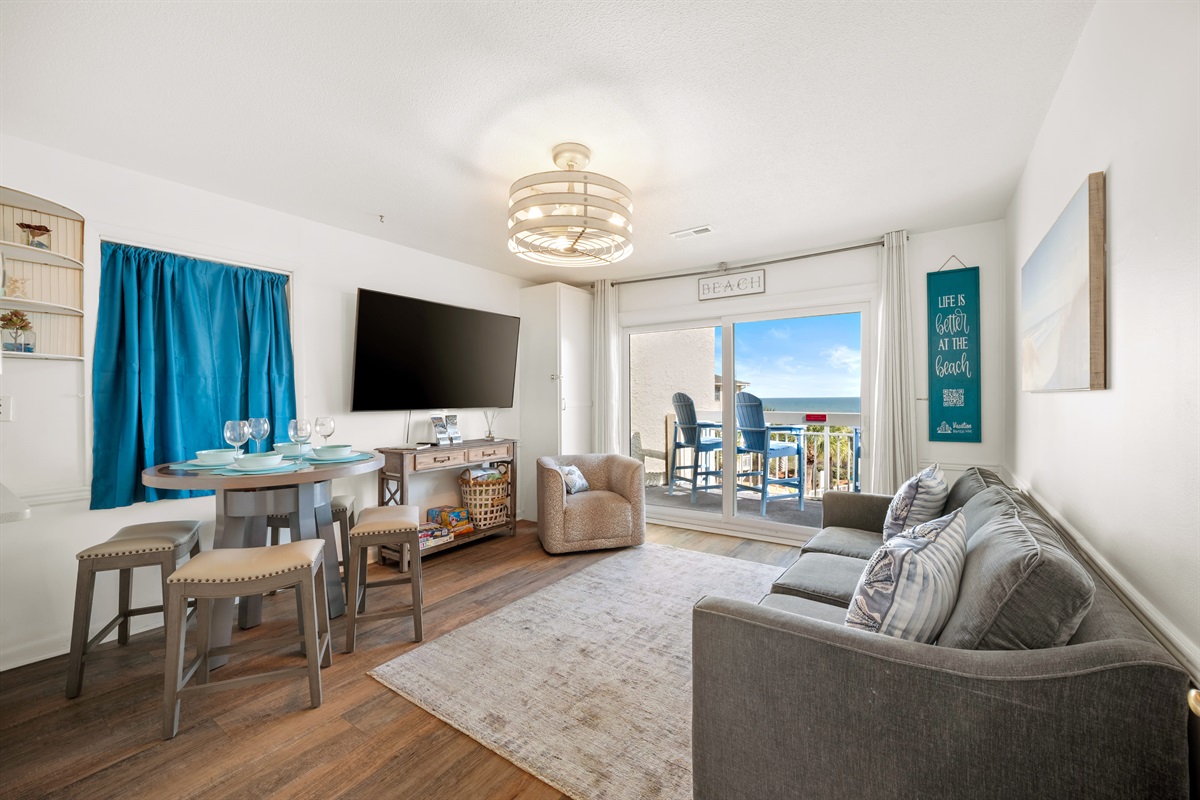 living room Breakers 324 Hilton Head SC 