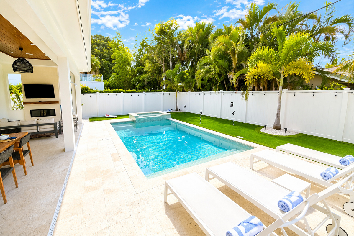 Pool and Spa with new Putting Green