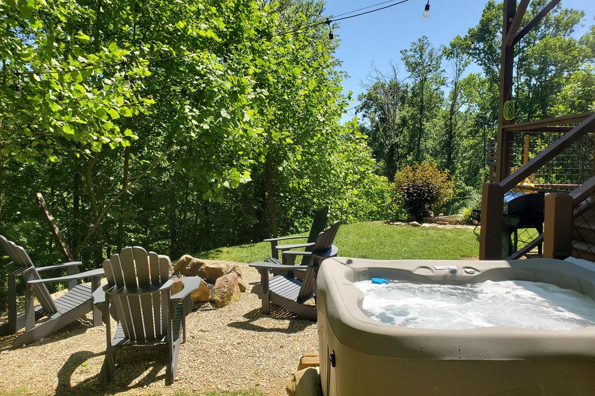 Hot tub, firepit and twinkle lights