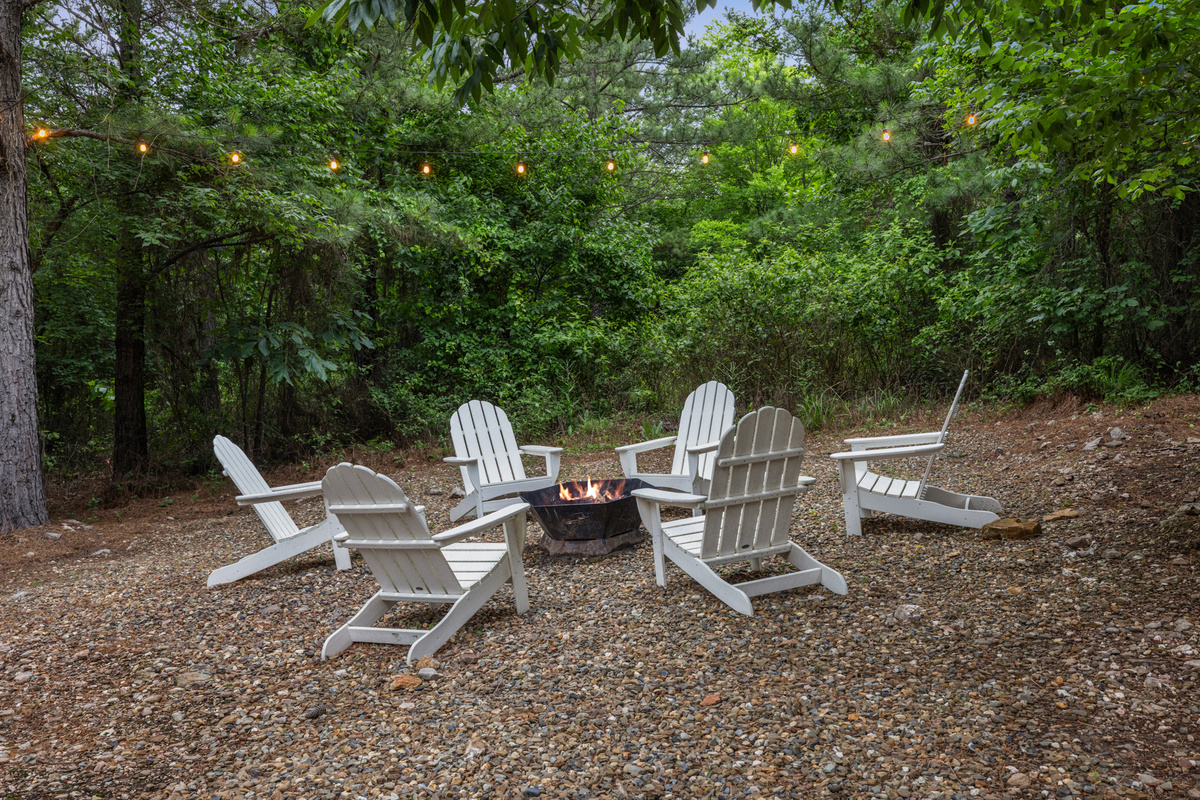 Just peaceful forest views and the kind of slow cabin moments you wish lasted longer.