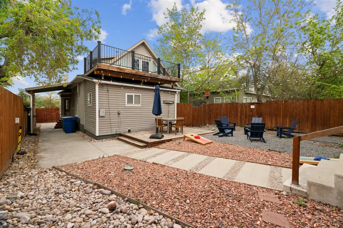 "Spacious backyard with amenities to play games. Jenny made it such a great experience with her kind, quick, communication. Will definitely rent again from these hosts." - Carissa (January 2023)