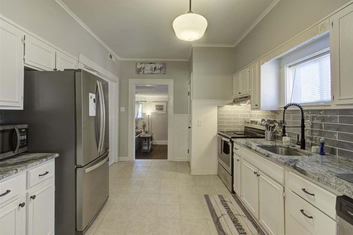 Fully equipped kitchen