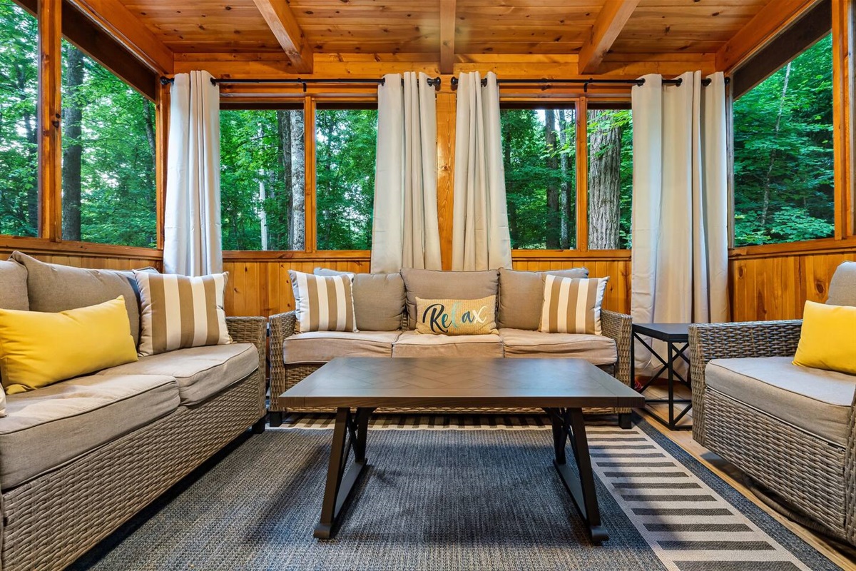 Relax in the screened porch with your morning coffee and spend family time. 