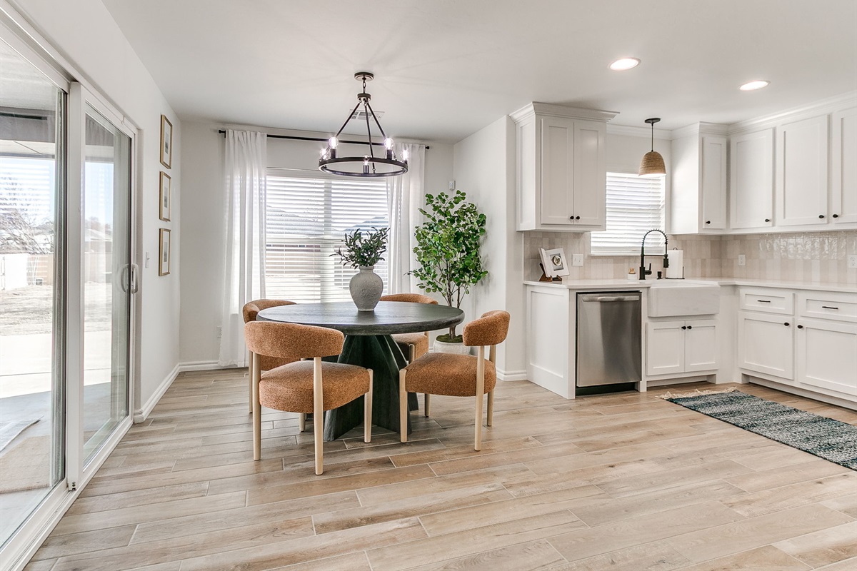 Dining Room / Kitchen