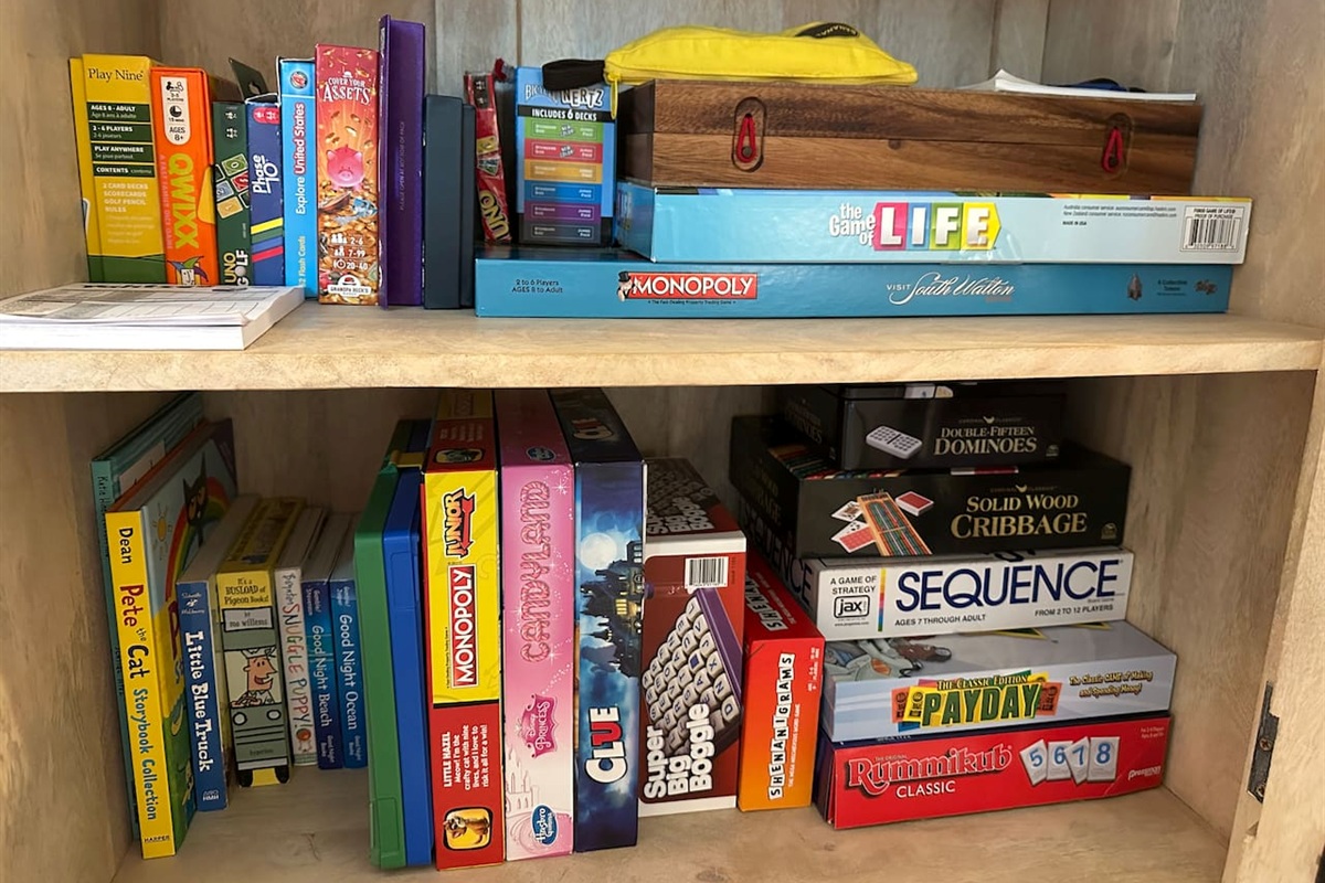 Cozy nights in are covered with our stocked game cabinet—choose from classic board games, cards, dice, puzzles, and kids’ books. Perfect for family fun or a rainy-day retreat! ✨
