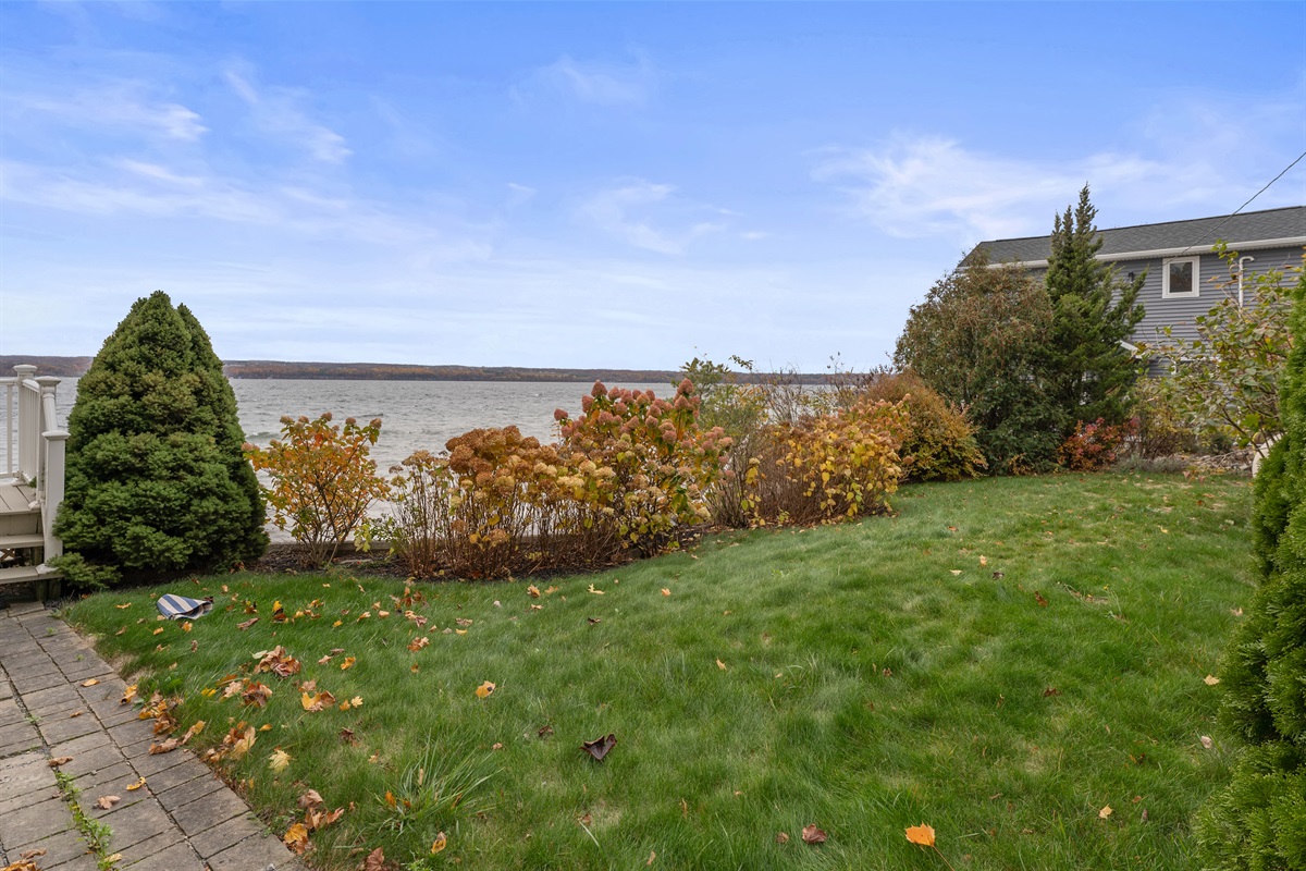 Small yard for lawn games