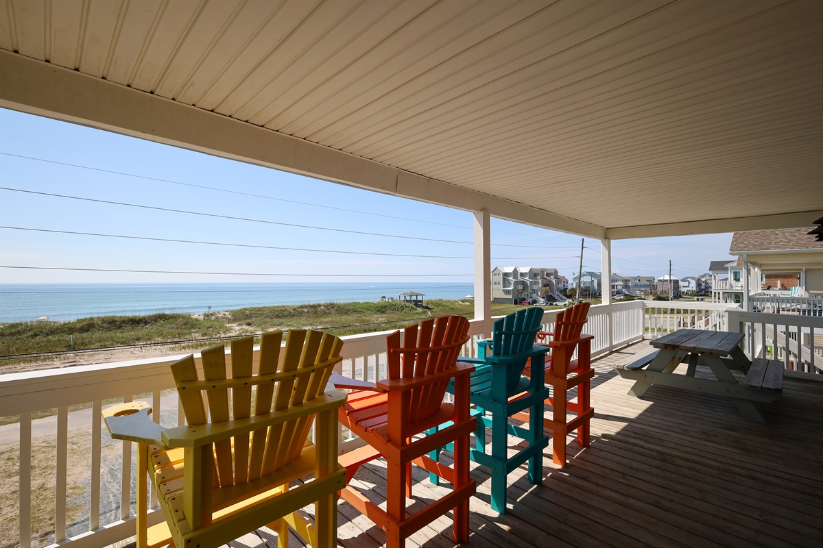 Chasing waves and good vibes from this cheerful porch