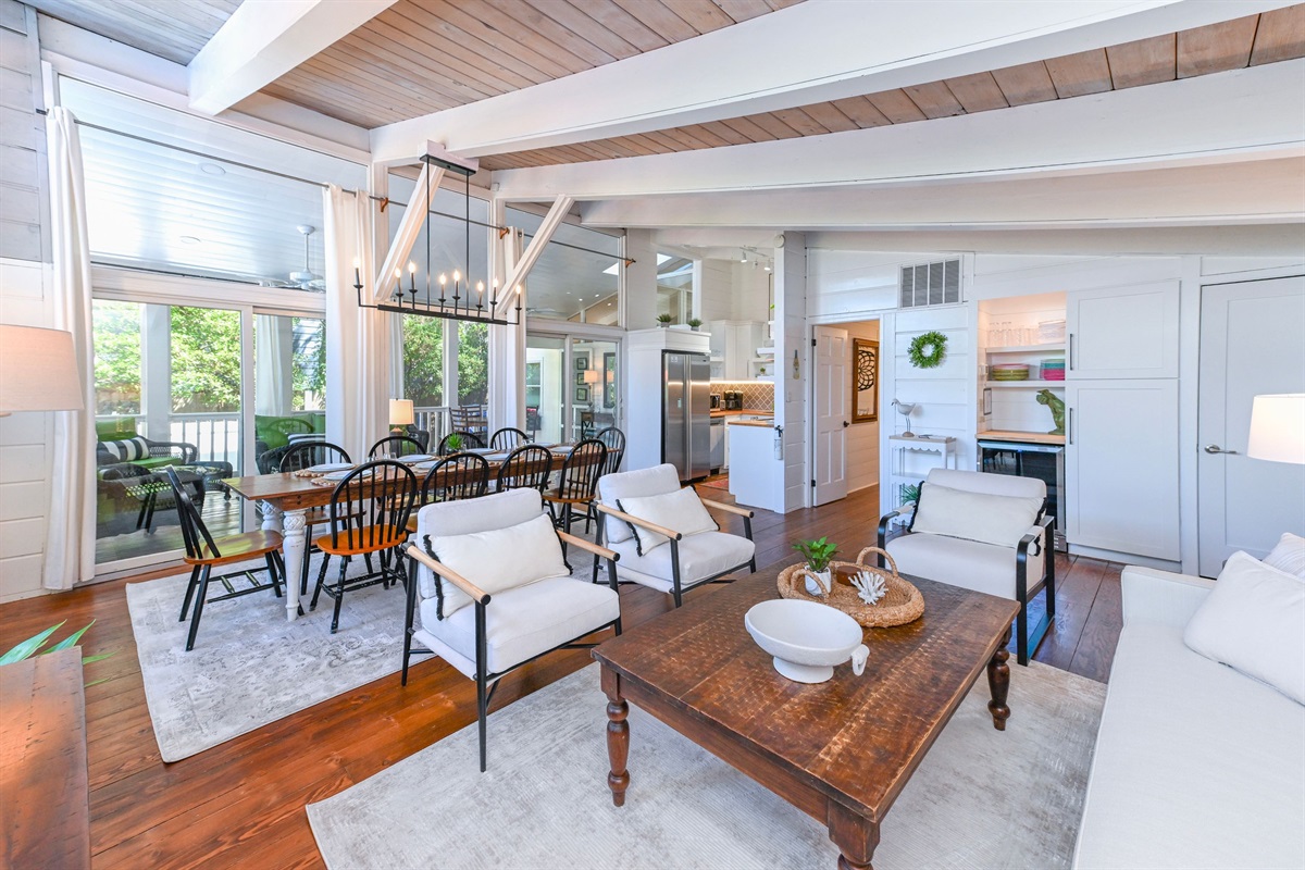 Open concept living/dining/kitchen area