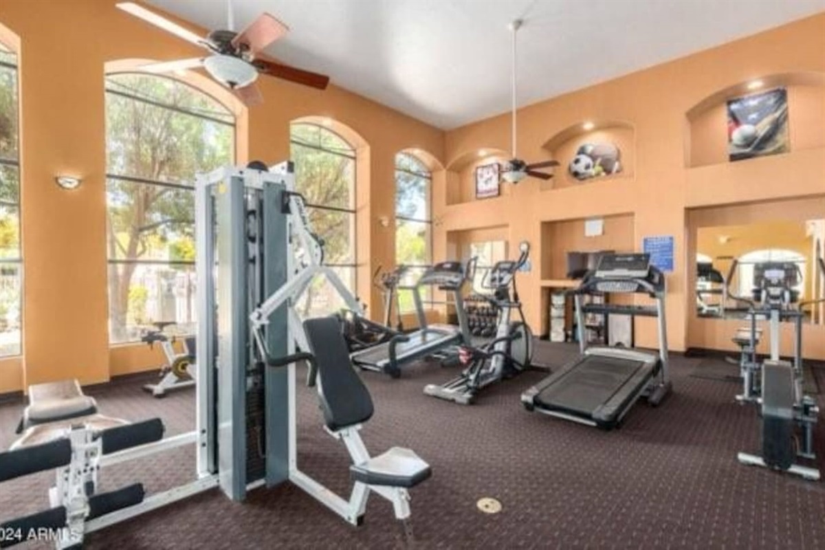 Desert Gem; 1BR Condo Near Stadium & Westgate — Desert Gem; 1BR Condo Near Stadium & Westgate, Phoenix, Arizona — photo 5