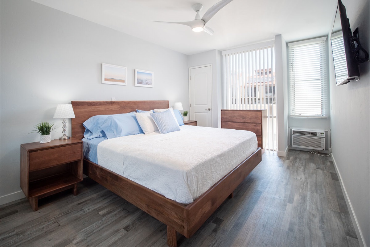 Down stairs Bedroom with King bed with AC