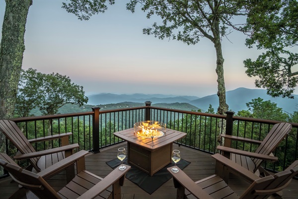 Upper deck propane fire table
