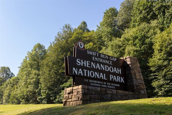 Shenandoah National Park is just 15 minutes away with countless hikes and great vistas right on Skyline Drive.