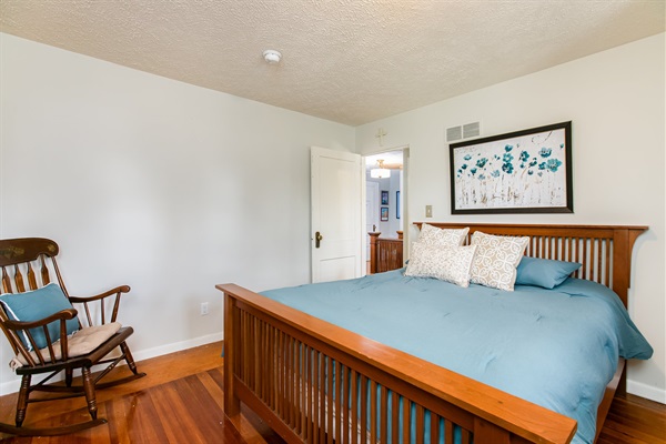 Spacious 4-Bedroom Home 1 Mi to ND Stadium!, photo 15