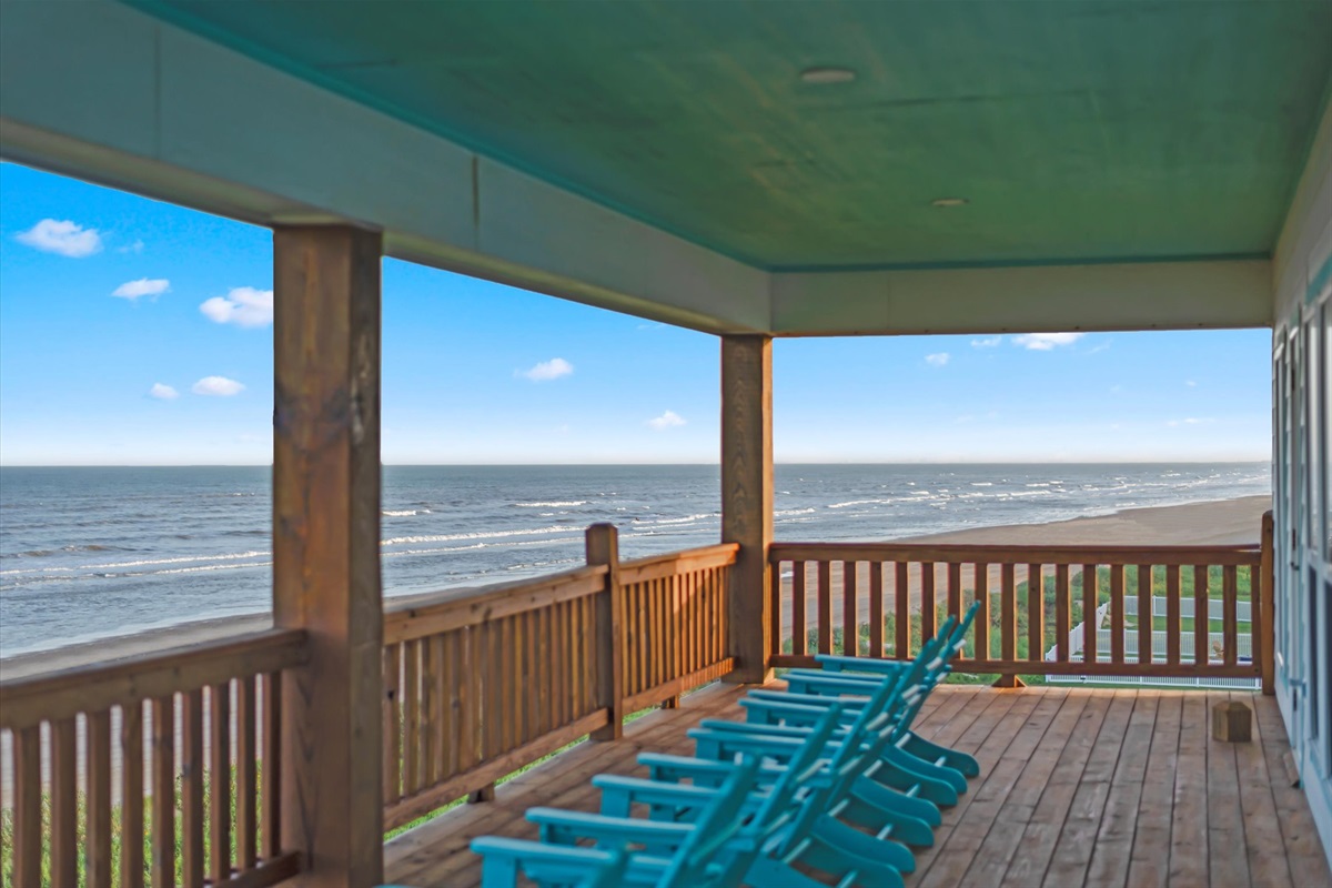 a0b0fe082b084c9885990195c89d93de Large | Beachhouse | Texas | TX | Vacation Homes | Galveston | Crystal Beach | Kokomo | Breezy Days | Beachfront Elegance | Sunrise Serenity | Southern Sands Property Management, LLC