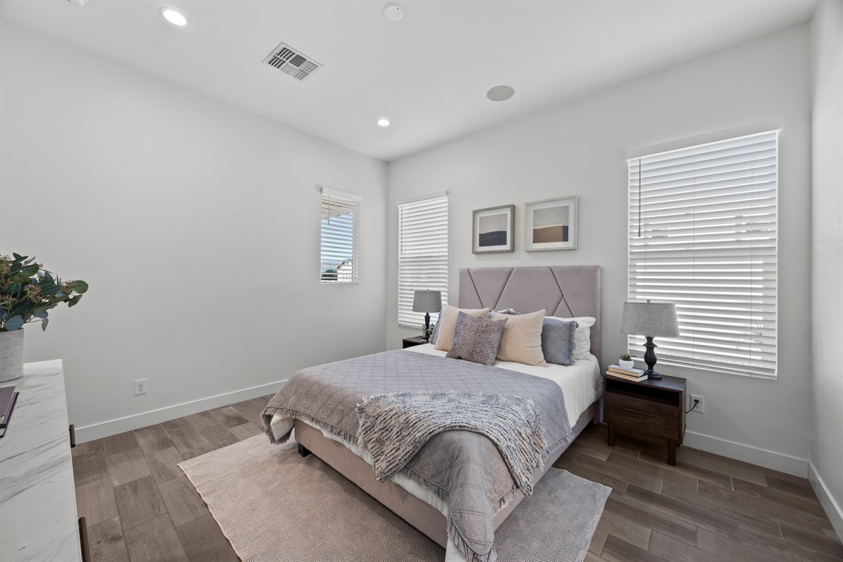 The Grand Peoria Estate – 5BR / 4.5BA Luxury + Casita — Modern Home | Sleeps 10 | Family Escape w/ Casita, Peoria, Arizona — photo 35