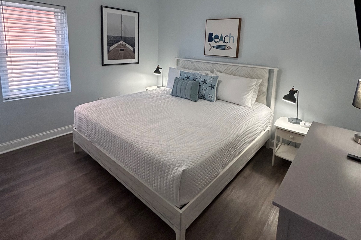King Room 2 | Oceanview, 202 Isle of Palms, SC | IOP Escapes