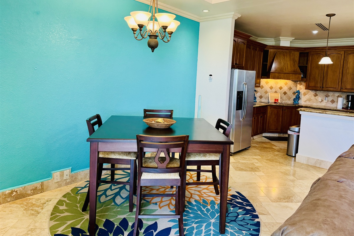 Dining table with seating for 6 people