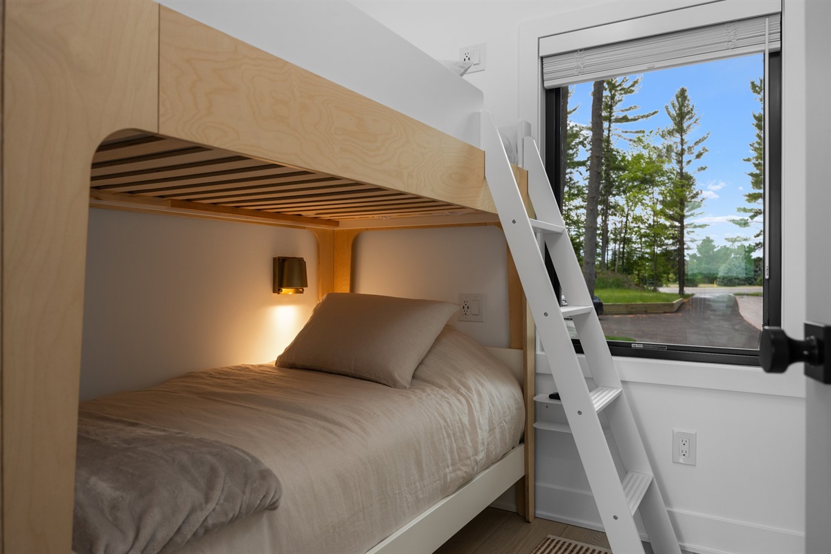 Luxury Twin Bunk Room