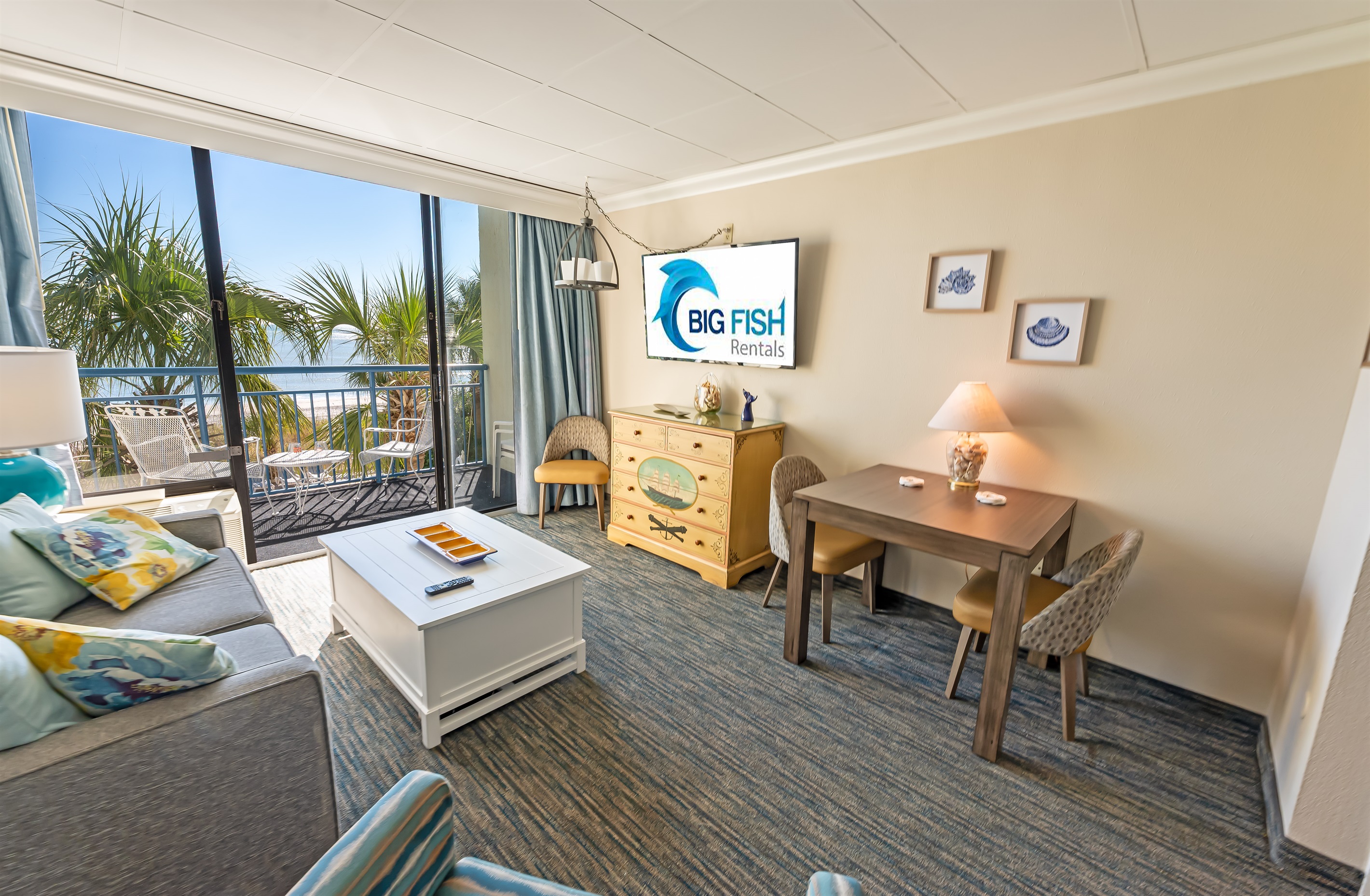 1BR New Oceanfront with Heated Pools, Coral Beach!