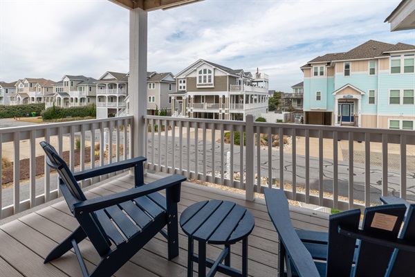 Private balcony off 2nd floor master bedroom