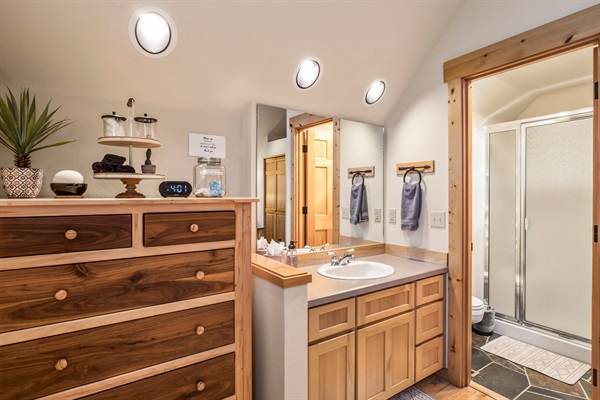 Primary Bedroom Ensuite Bath