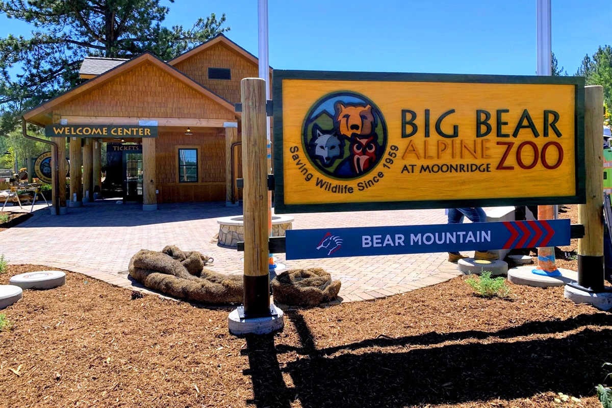 Enjoy the Big Bear zoo on your visit. Just a short drive away!