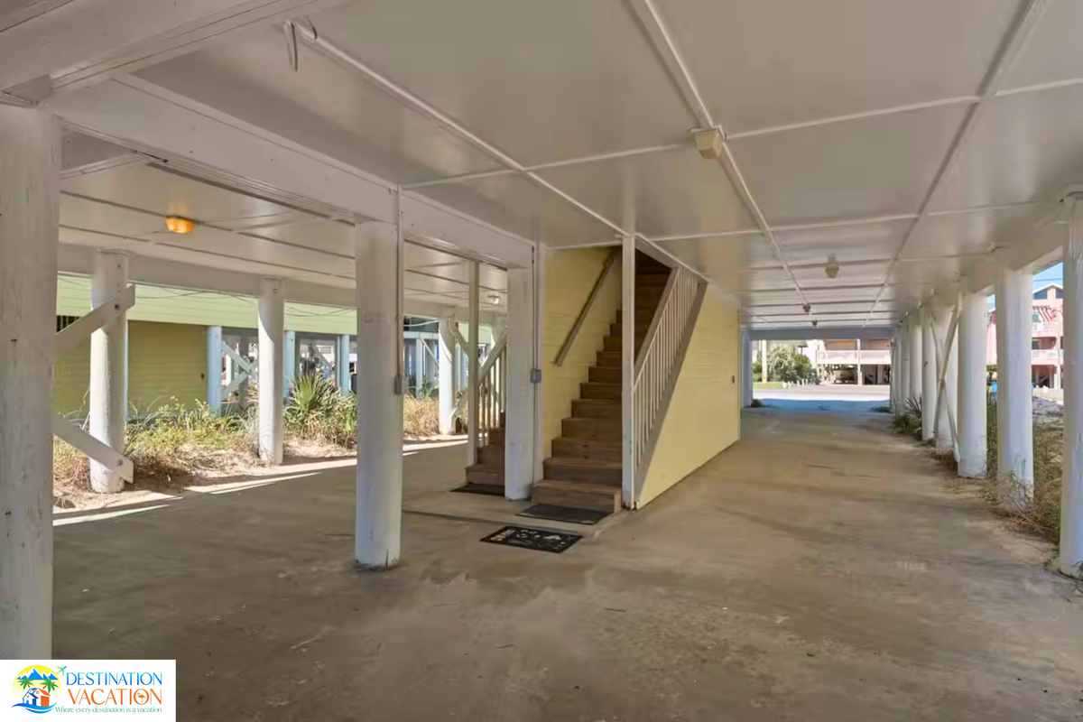 Spacious covered areas keep arrivals easy and comfortable.