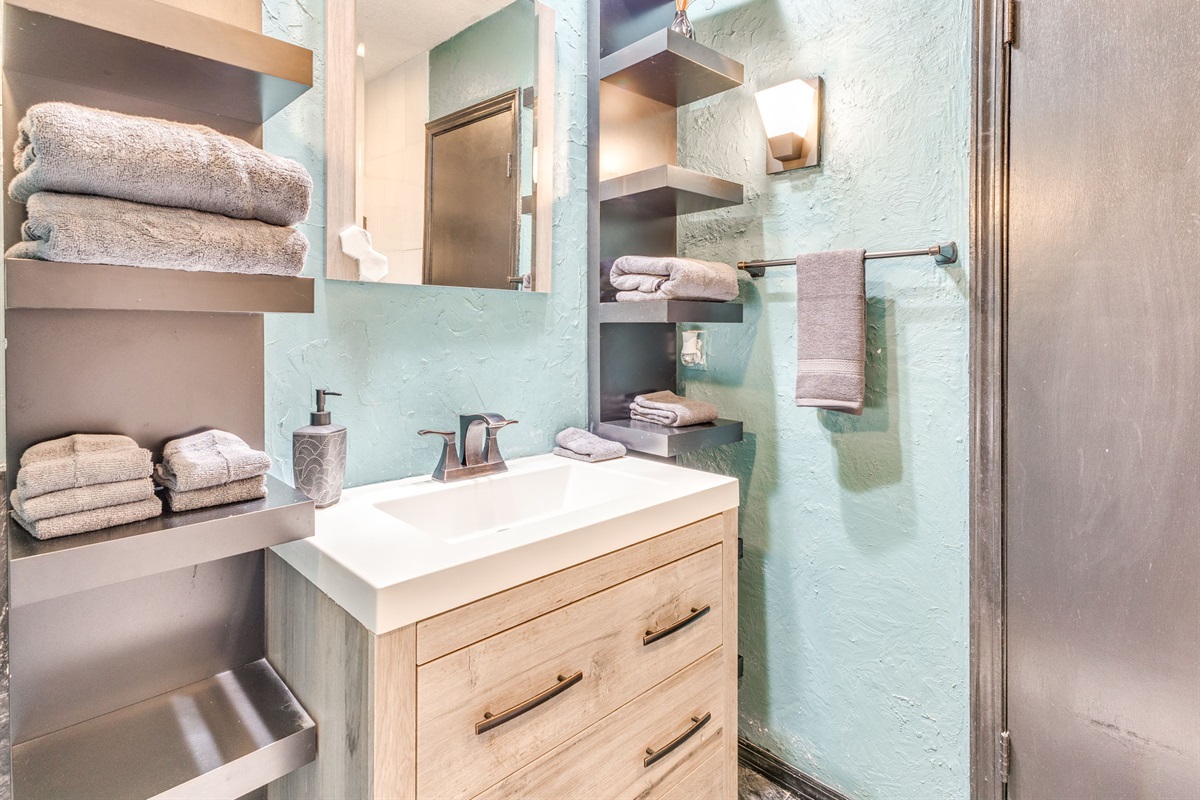Guest Bathroom