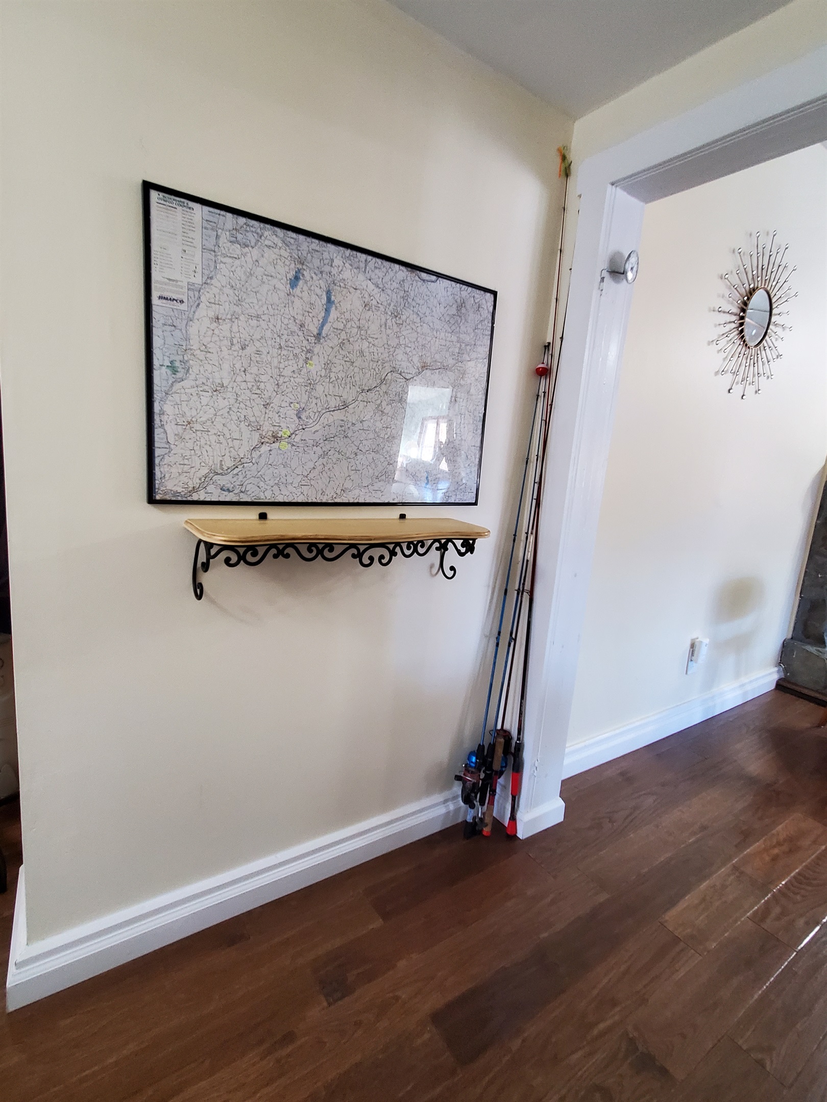 Entry hallway w/ fishing poles waiting for you