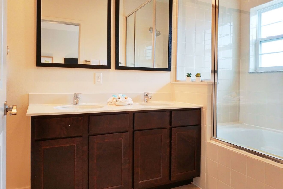 ... and a full bathroom ensuite