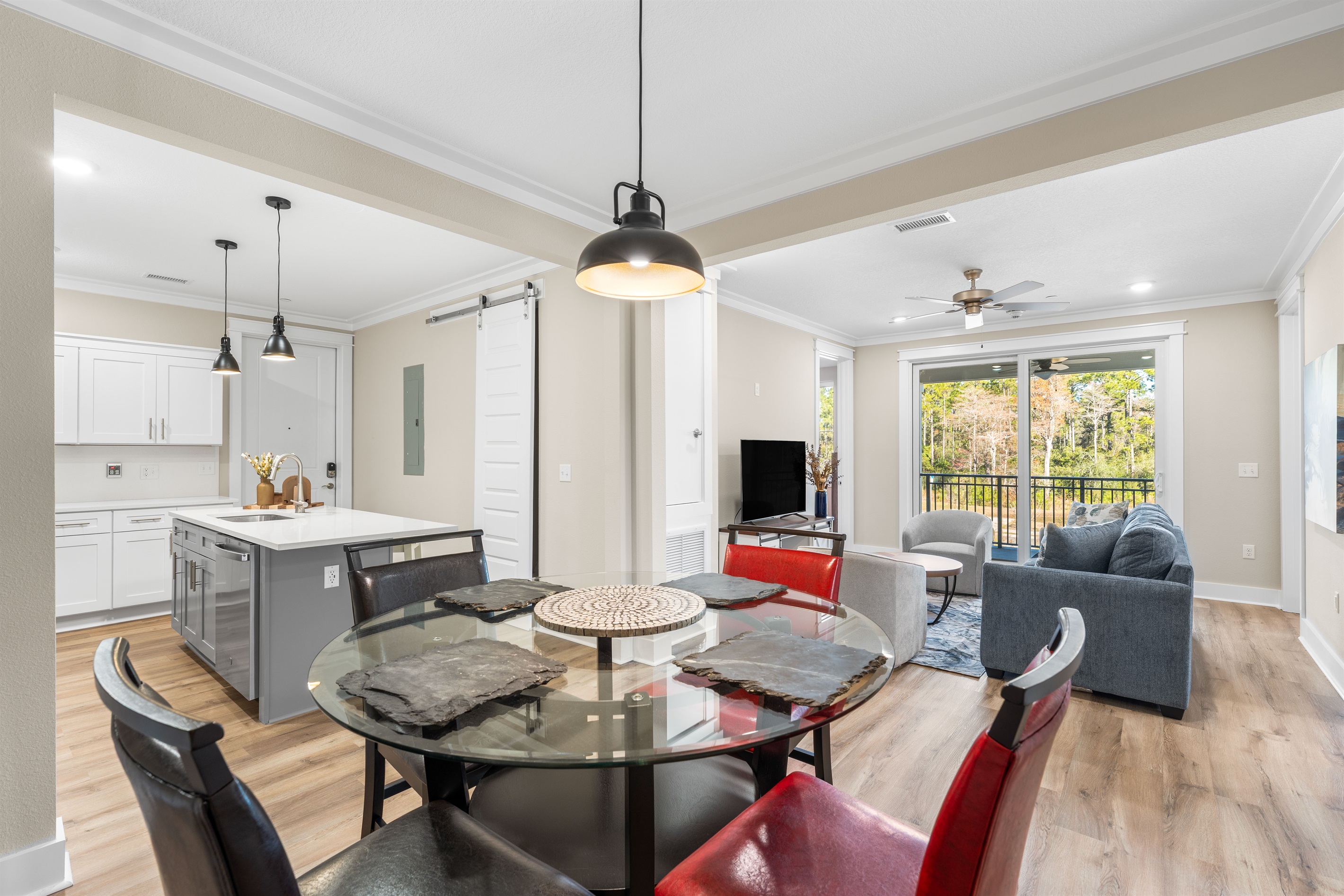 Oversee Dining to Living