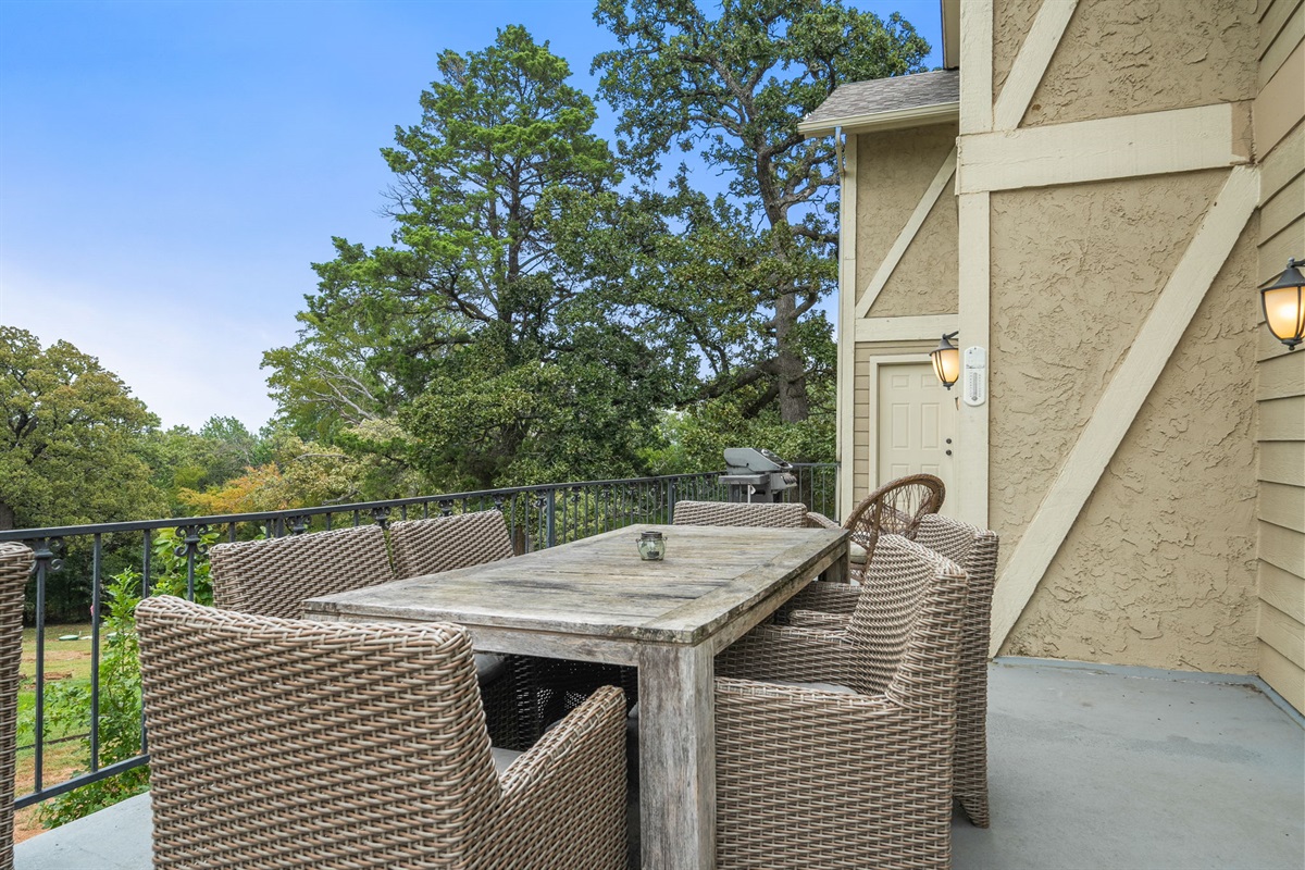 Side porch, main level