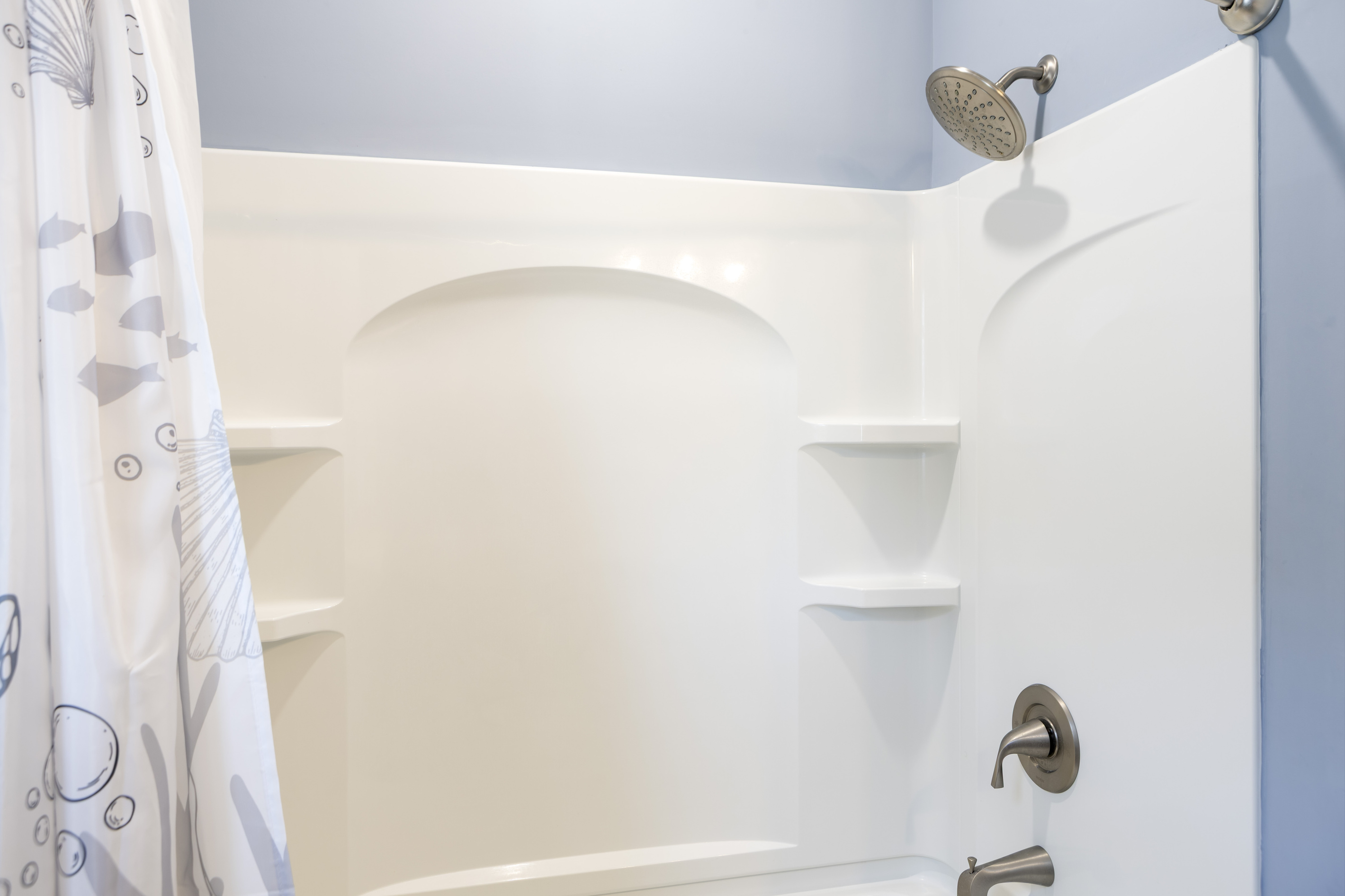 Bath linens provided