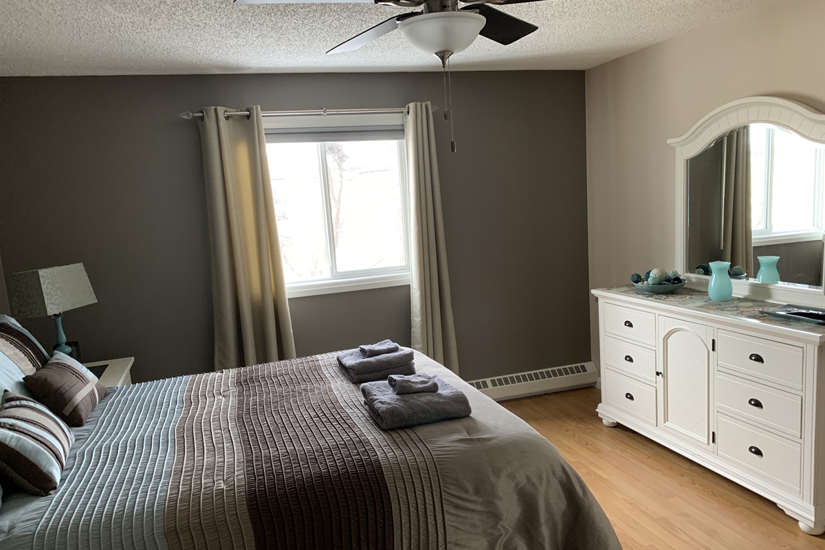 Very spacious master bedroom with ensuite bathroom. Lots of room to unpack and settle in. Smart TV and Sonos speaker in bedrooms.