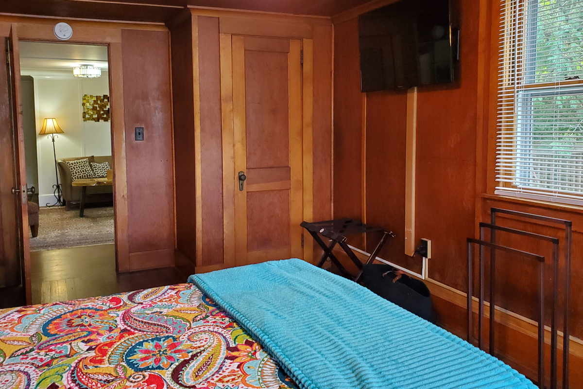 Queen bedroom #1