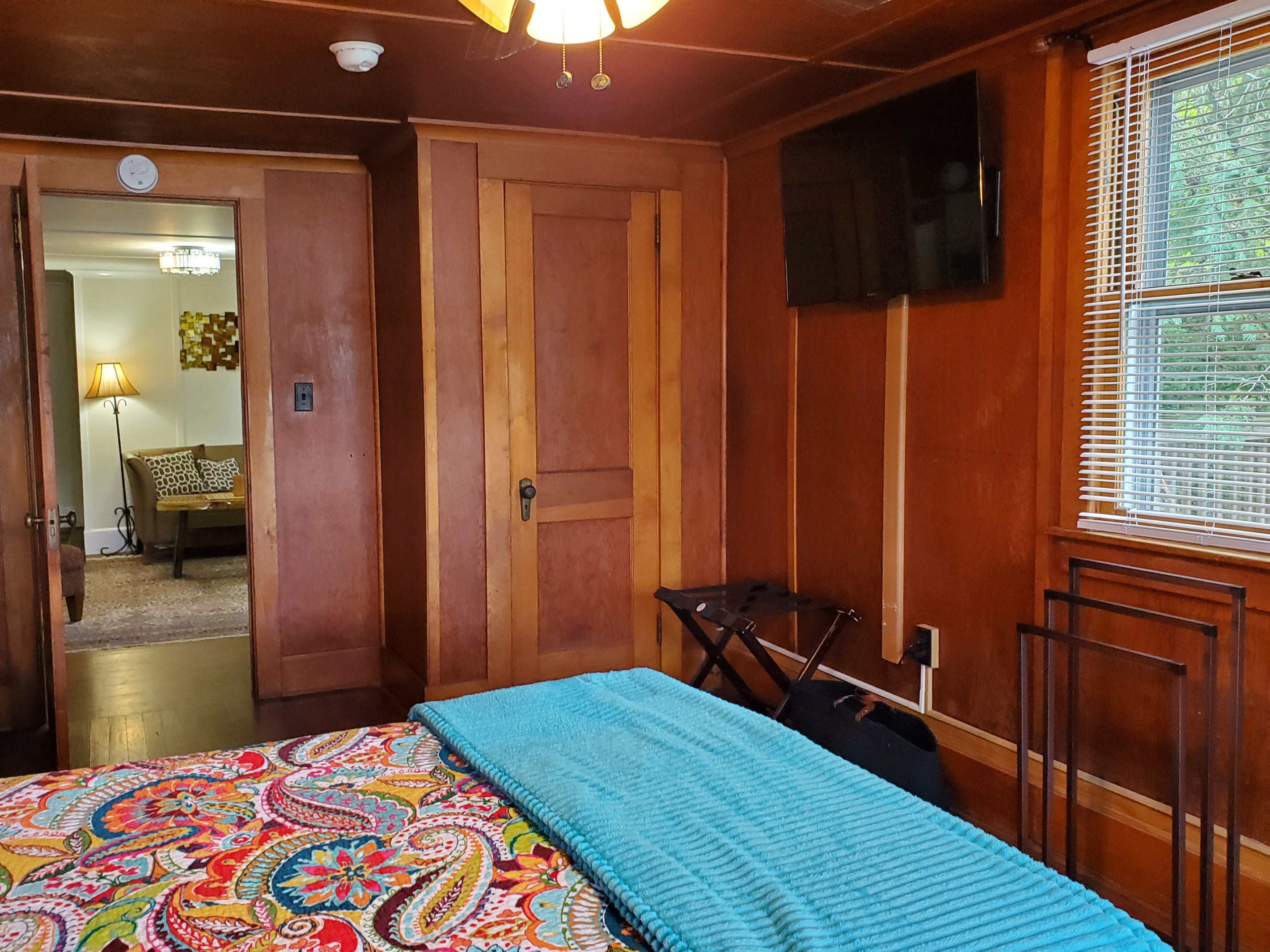 Queen bedroom #1