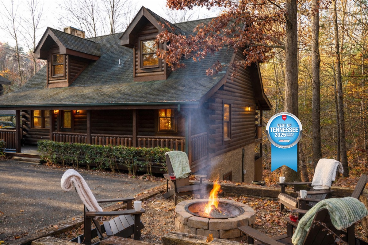 Welcome to cozy and inviting Mighty Oaks Mountain Retreat where lifelong memories are made under the stars gazing while sharing stories around the private fire pit.