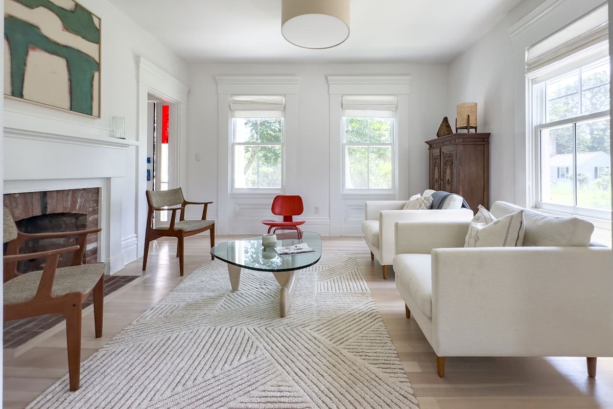 87 Center Street, Vineyard Haven