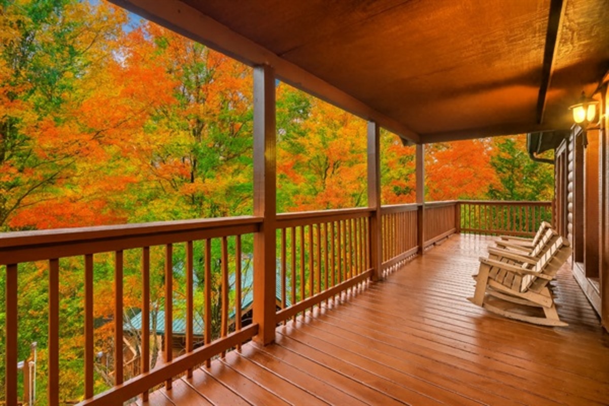 Wake up to breathtaking mountain views from the porch and start the day feeling peaceful and present.