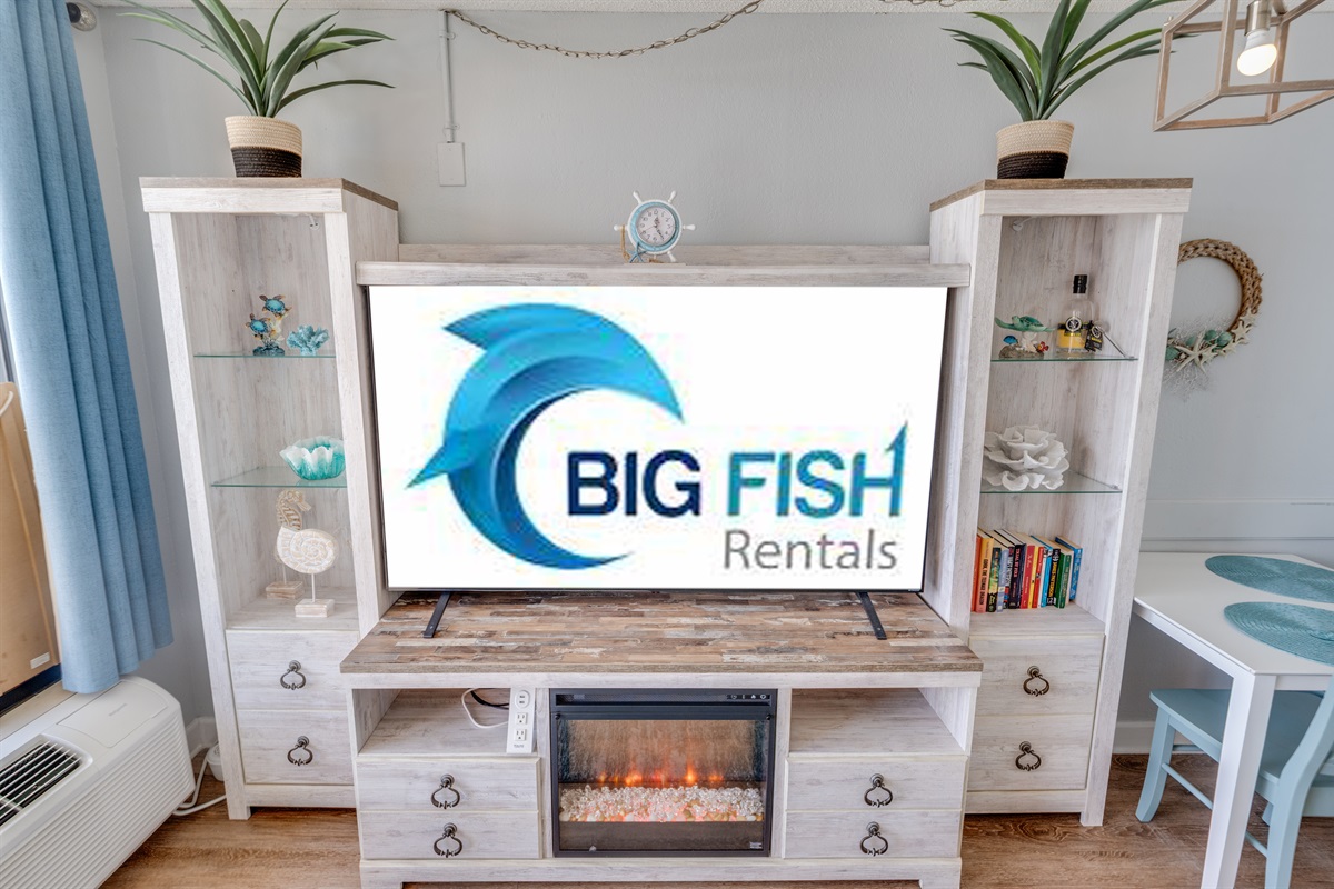 Large Living Room, Beautifully Decorated with Amazing Views