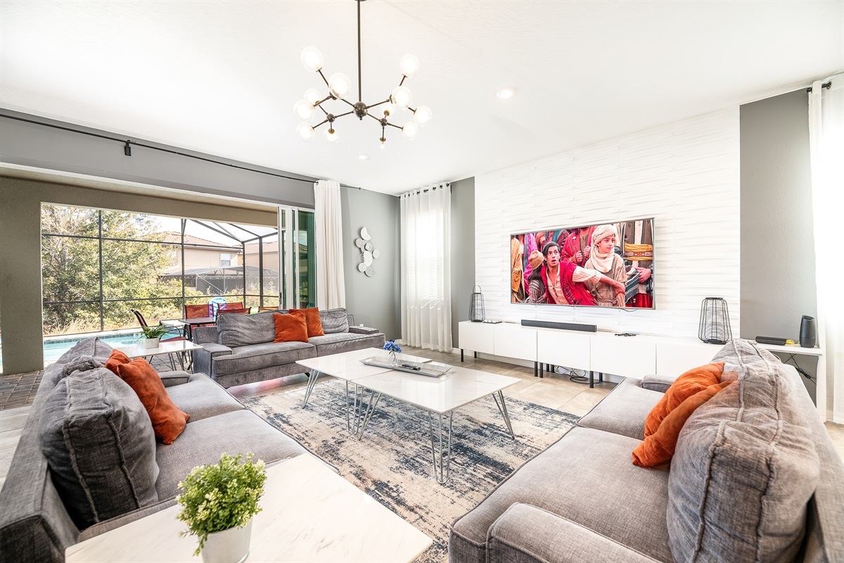 Open Plan Lounge/Kitchen