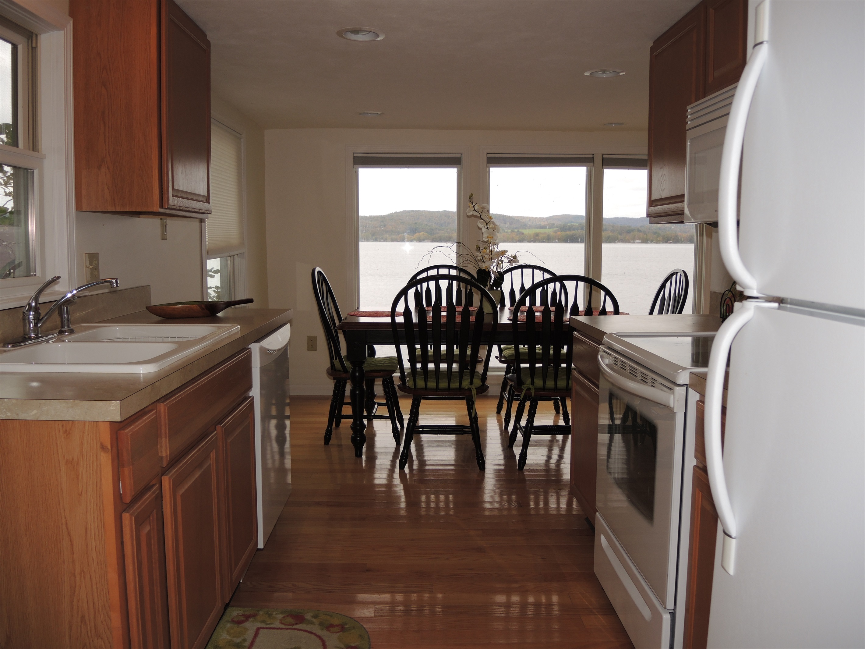 Kitchen/dining