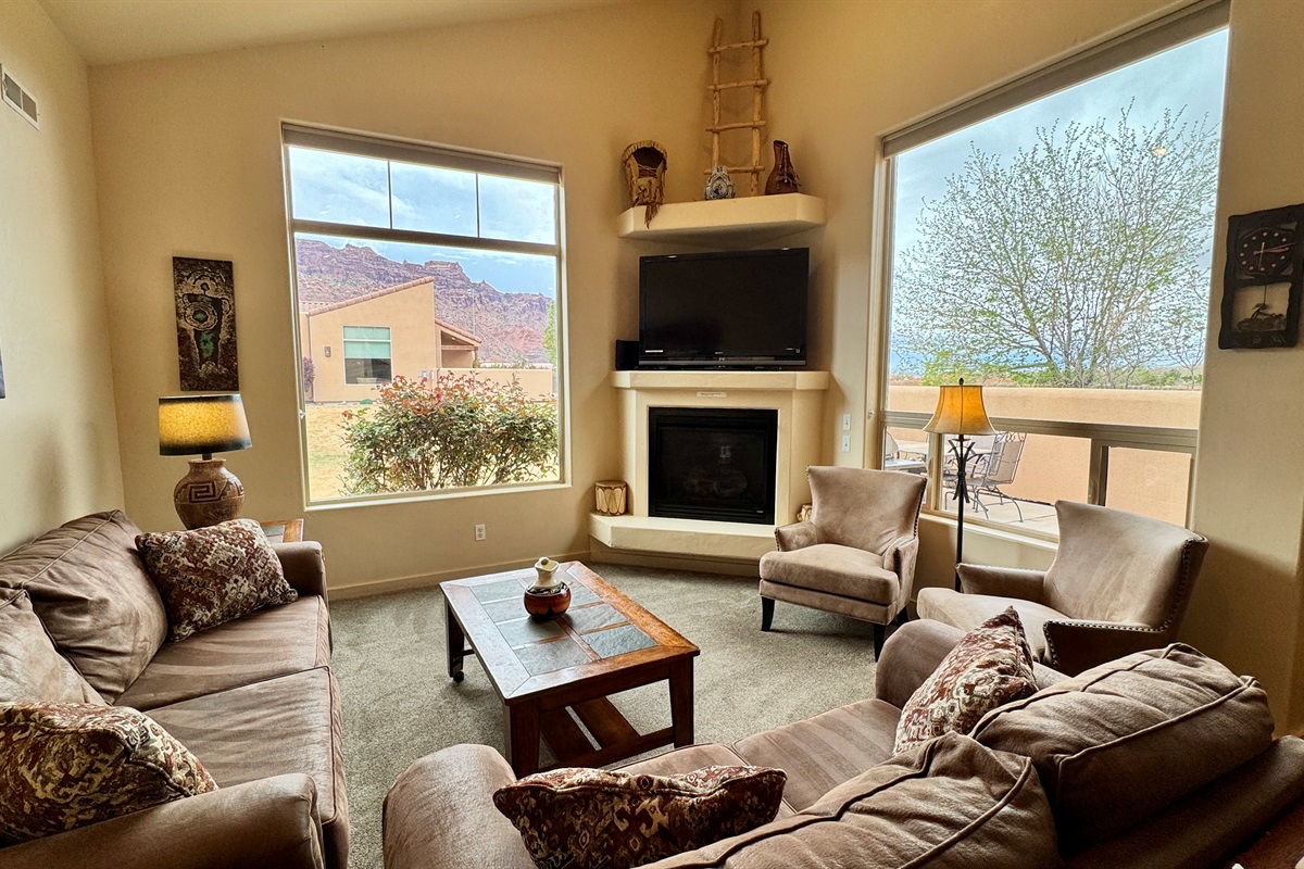 Spacious Living Room with Red Rock Views!