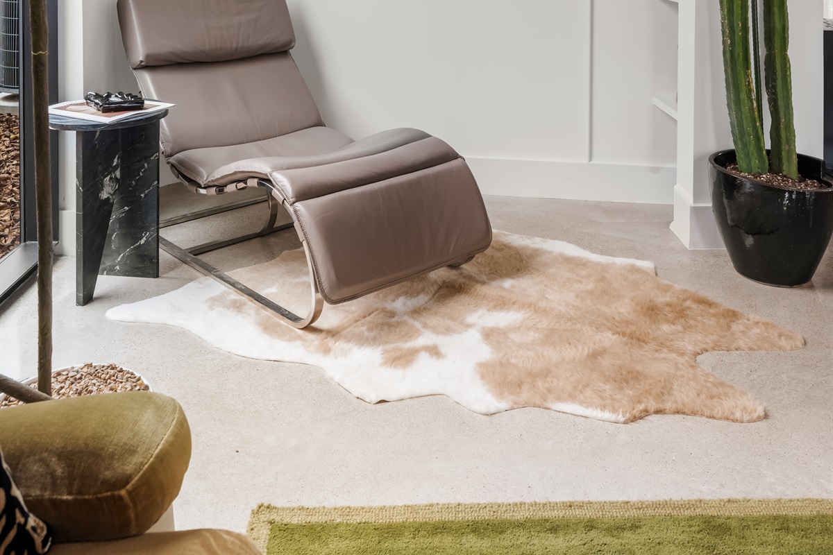 Cozy reading and lounge corner—perfect for quiet moments, morning coffee, or winding down.